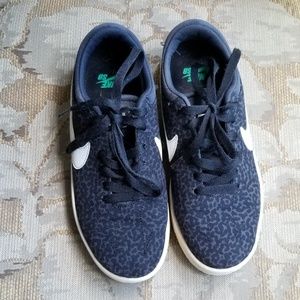 ✔Nike boy's sneakers
